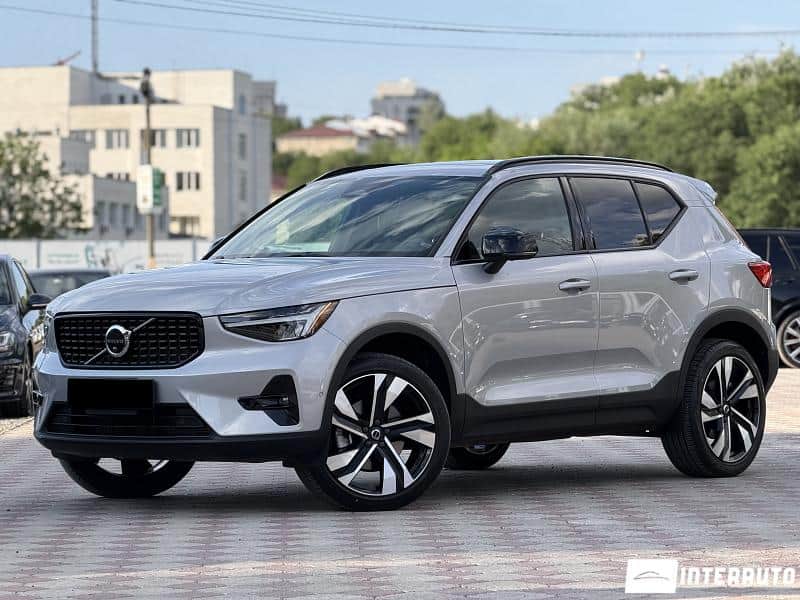 2023 Volvo XC 40