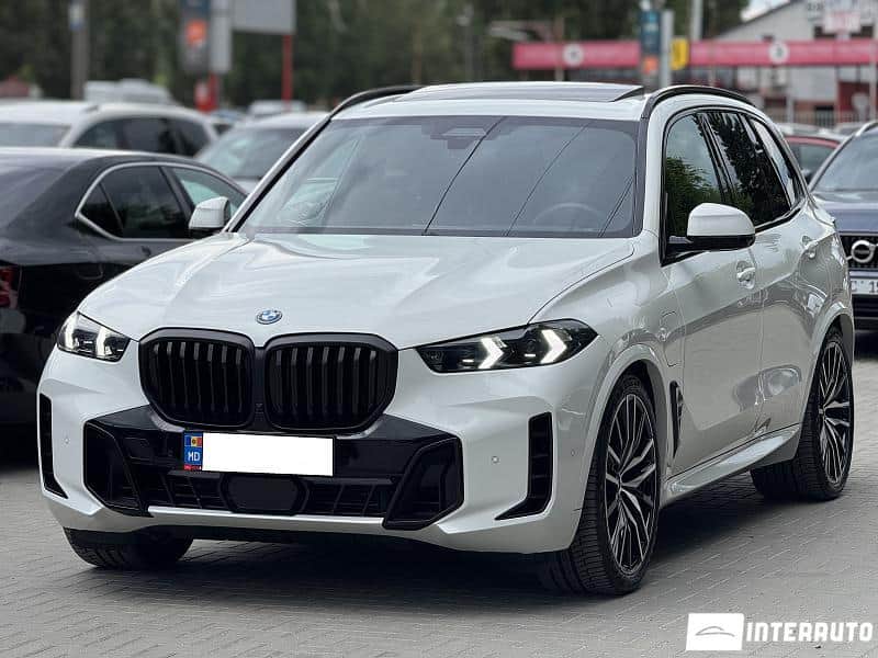 2023 BMW X5 5.0e