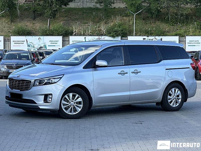 2015 Kia Carnival