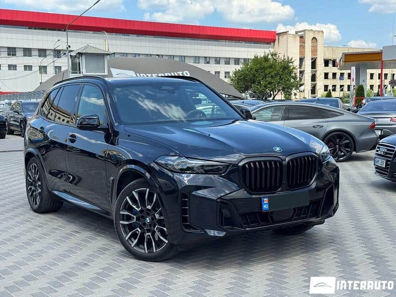 2025 BMW X5 5.0e