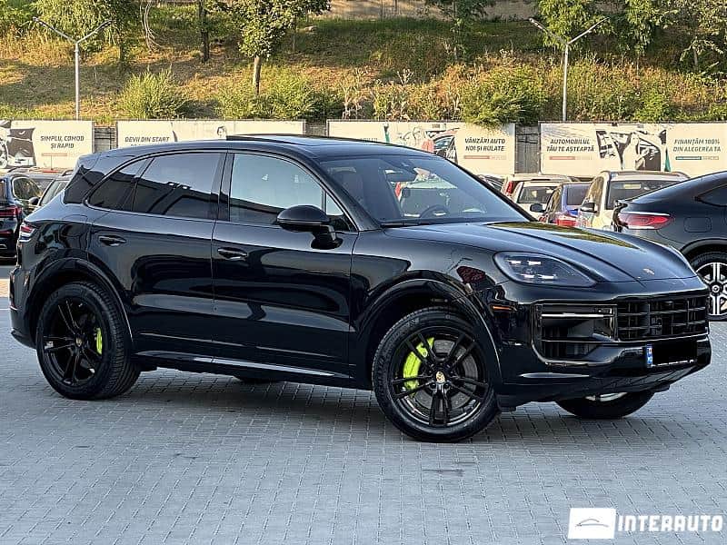 2024 Porsche Cayenne E-Hybrid