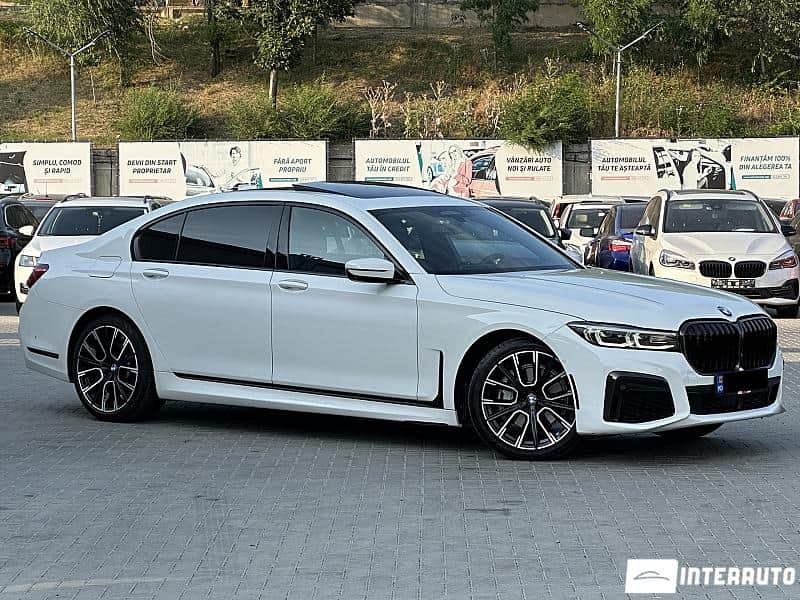 2021 BMW 740