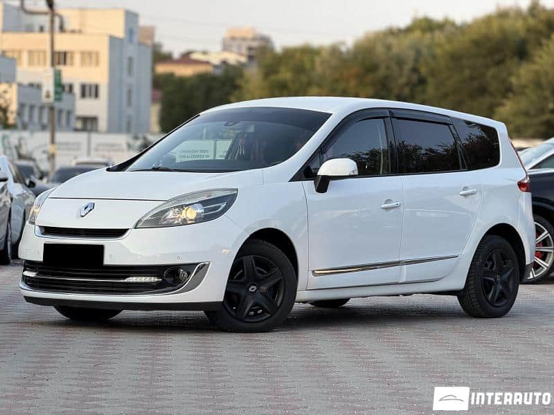 2012 Renault Grand Scenic