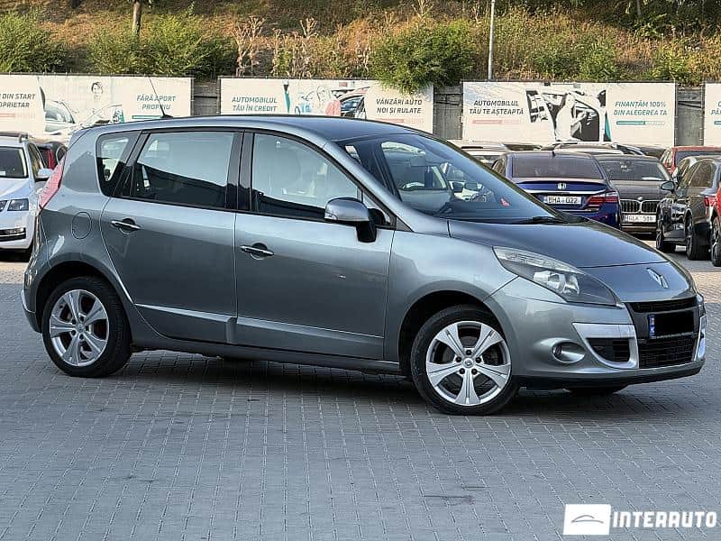 2011 Renault Scenic