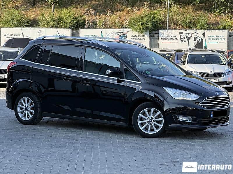 2017 Ford Grand C-MAX