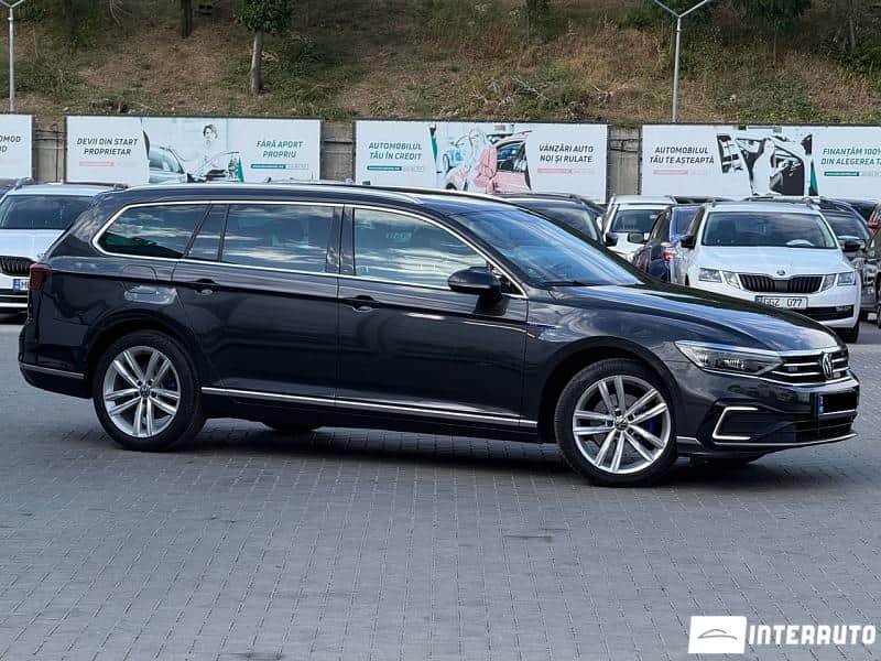 2020 Volkswagen Passat GTE