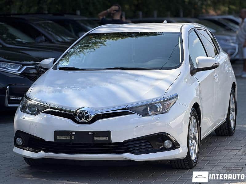 2015 Toyota Auris