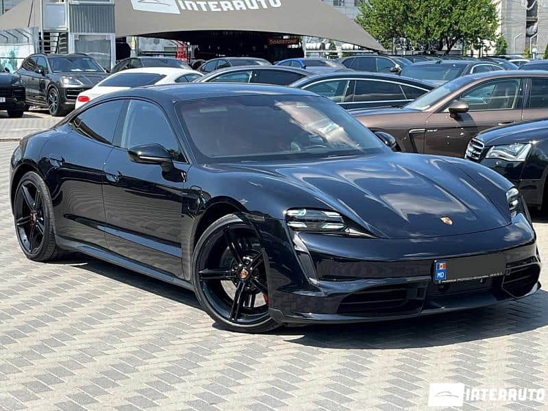 2020 Porsche Taycan Turbo