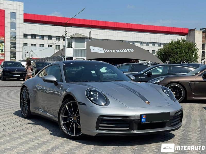 2021 Porsche 911 Carrera