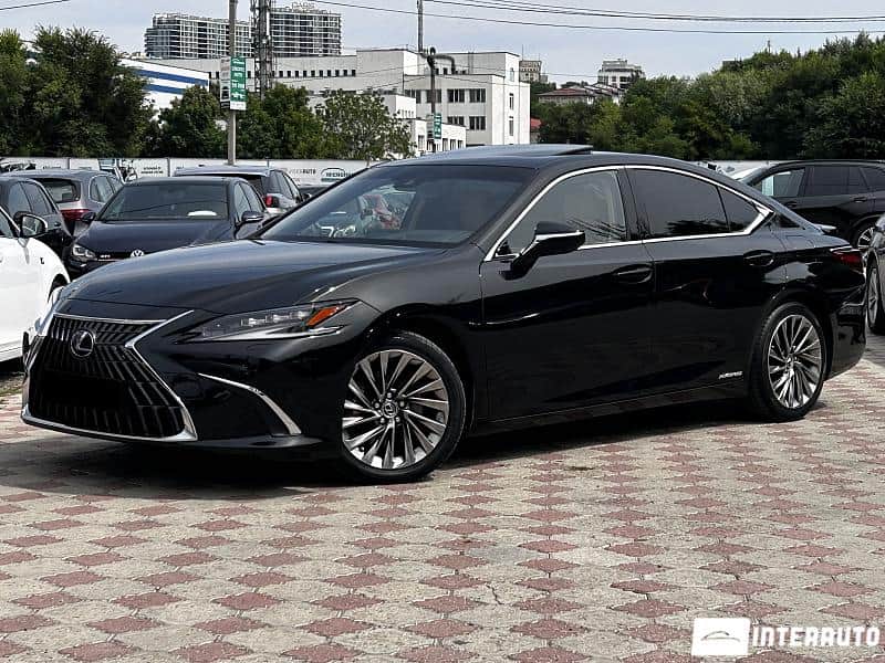 2022 Lexus ES 300h
