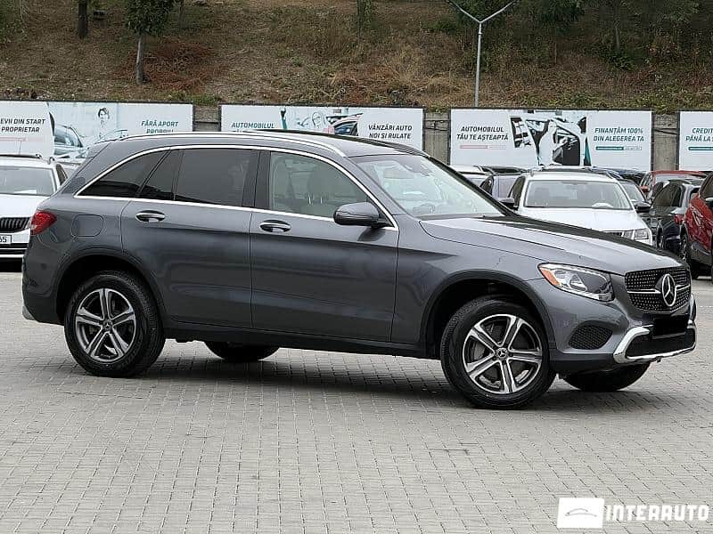 2019 Mercedes GLC 300