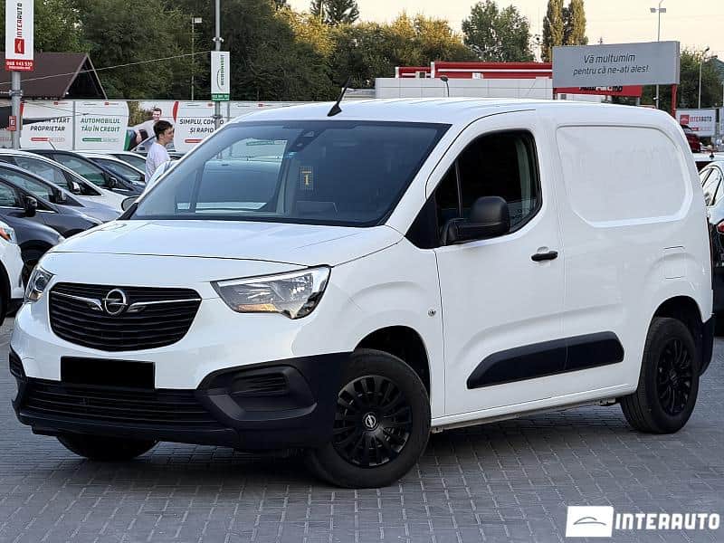2020 Opel Combo