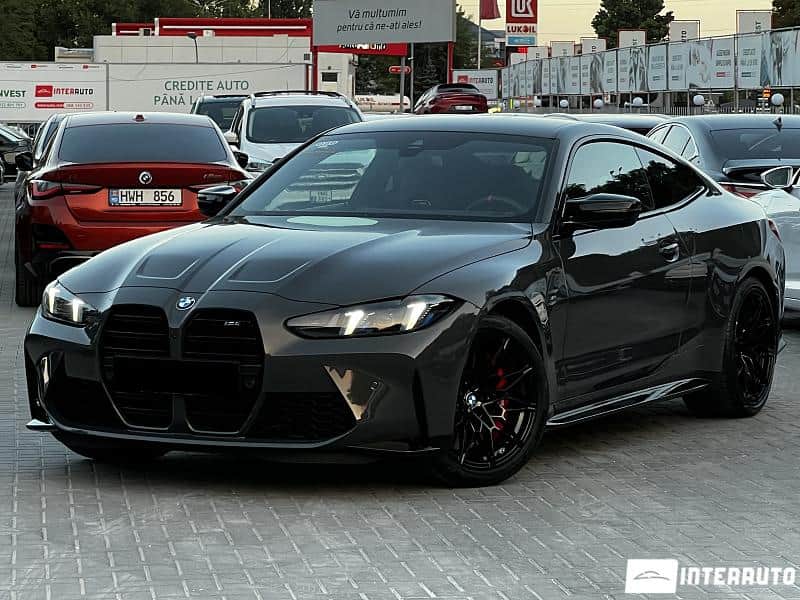 2025 BMW M4
