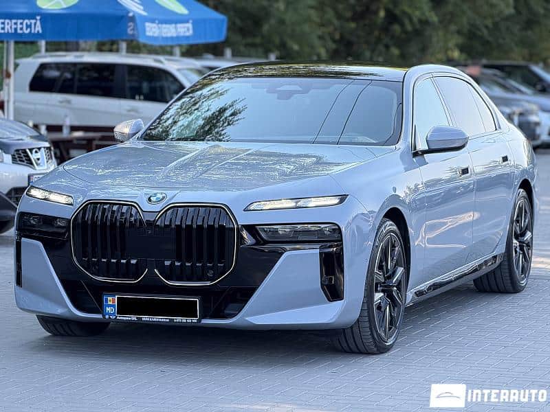2022 BMW 760