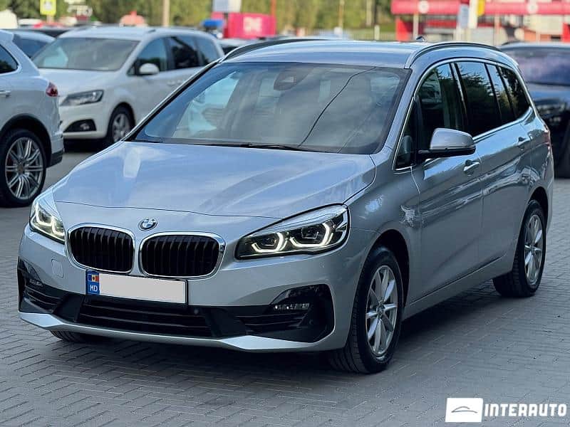 BMW 216d 2021