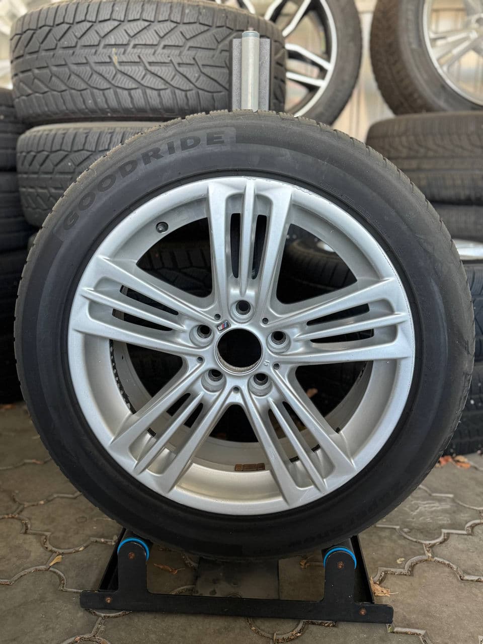255/45 R18 Roti BMW X3 Goodyear | Комплект Диски/Шины БМВ Х3