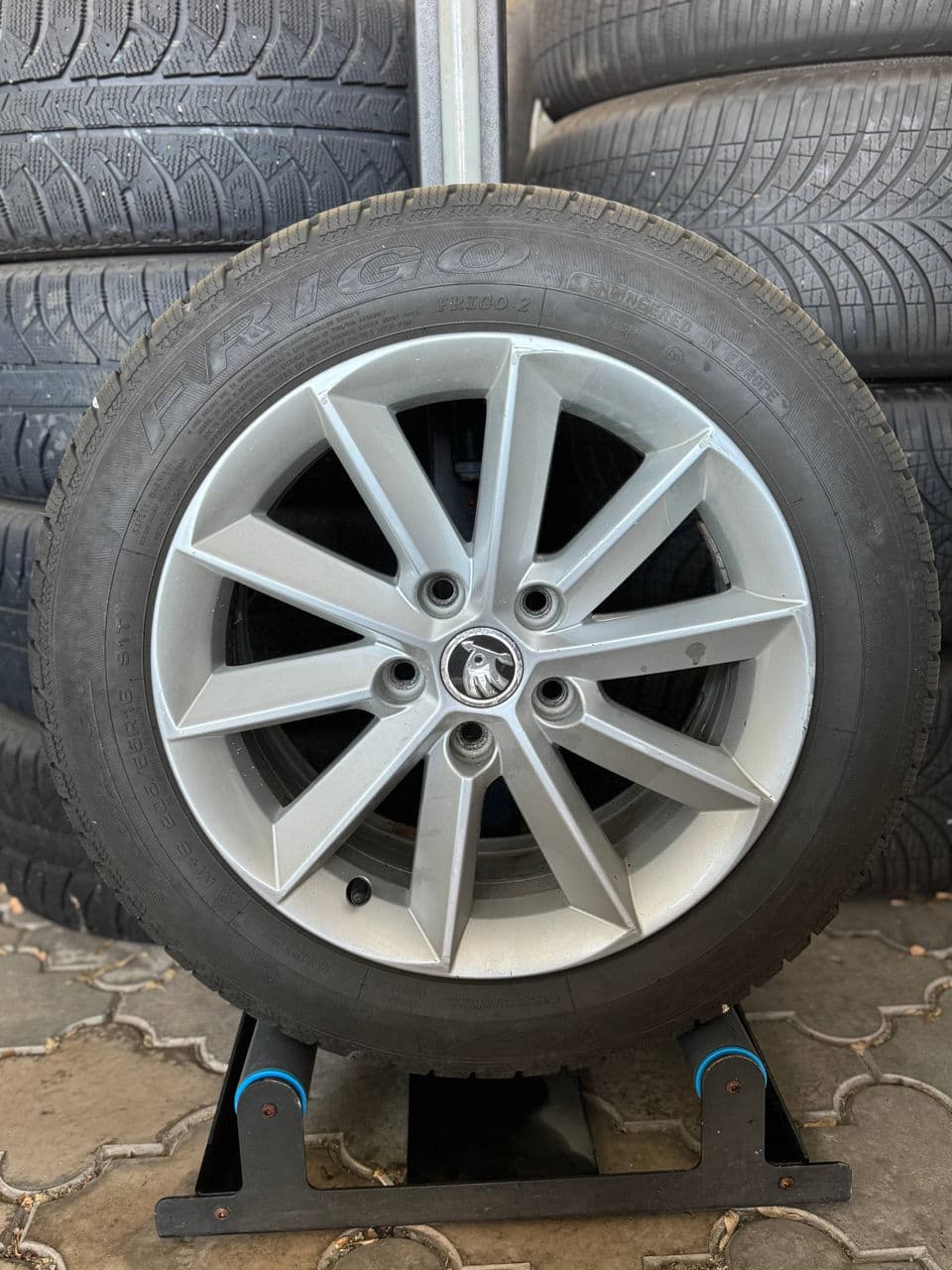 205/55 R16 Roti Skoda Octavia Debica | Комплект Диски/Шины Шкода Октавия