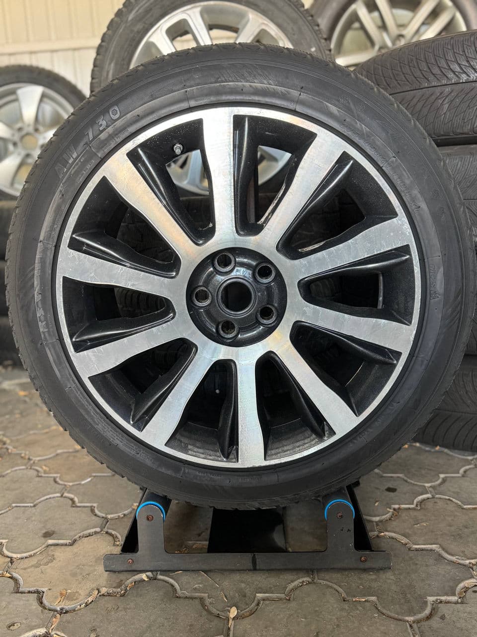 275/45 R21 Range Rover Vogue Atturo | Комплект Диски/Шины Ранж Ровер Вог