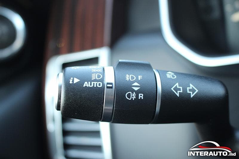 2015 Land Rover Range Rover Vogue — Miniatură 19