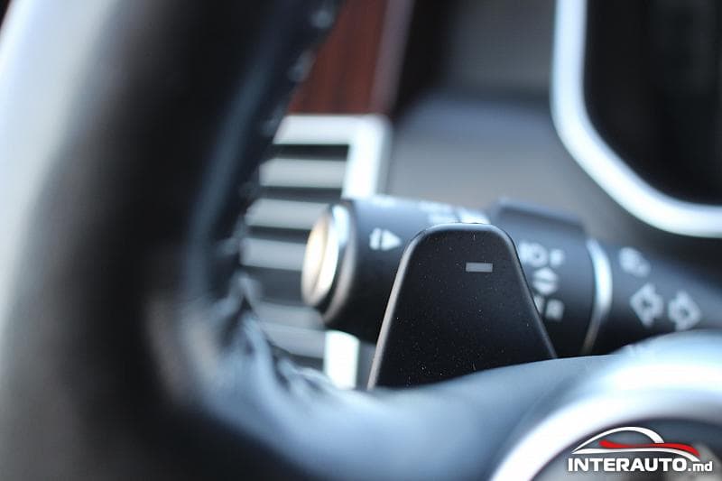 2015 Land Rover Range Rover Vogue — Miniatură 17