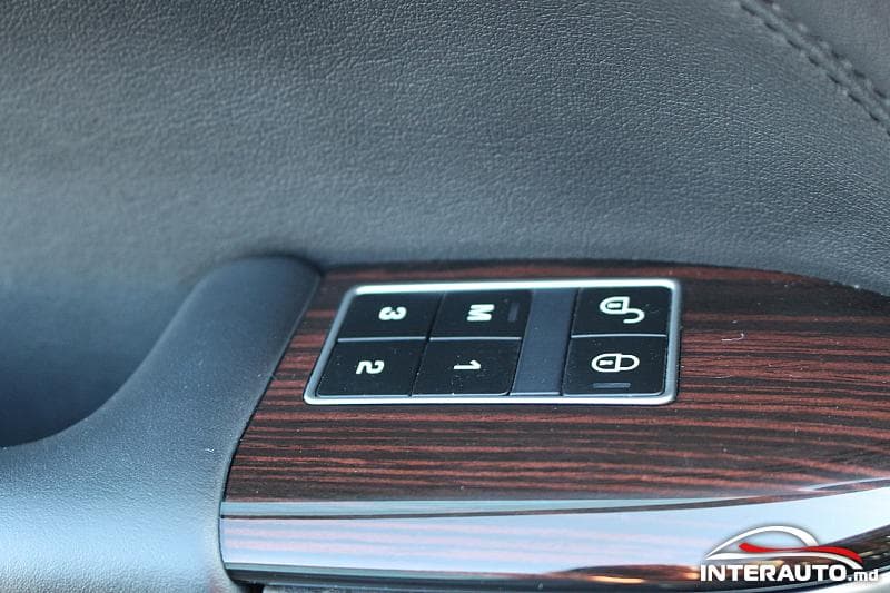 2015 Land Rover Range Rover Vogue — Miniatură 27