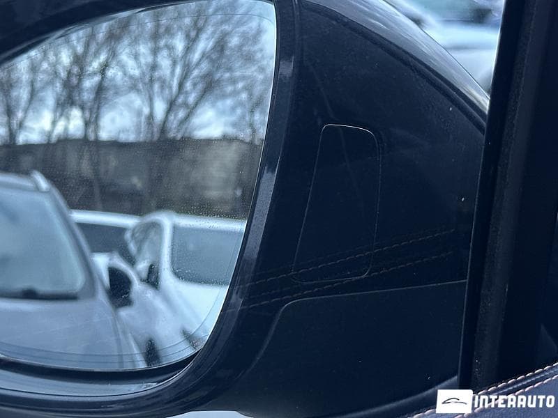 2015 Porsche Cayenne S — Miniatură 21