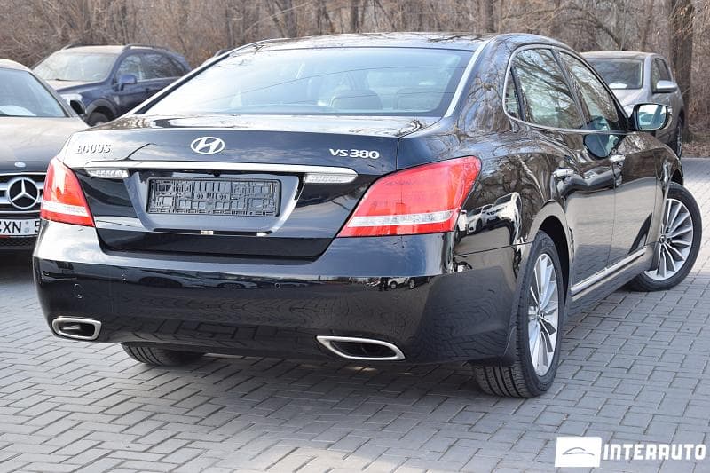 2015 Hyundai Equus — Miniatură 2