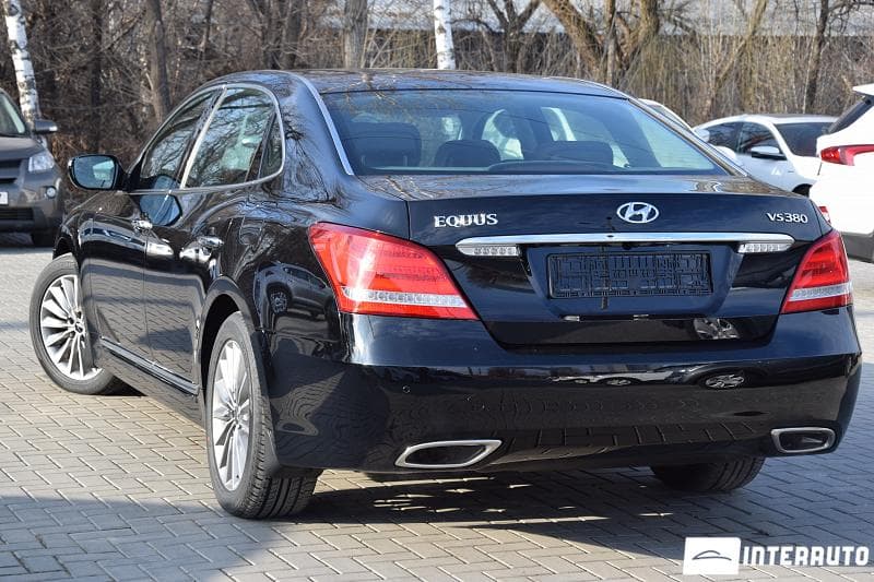 2015 Hyundai Equus — Miniatură 4