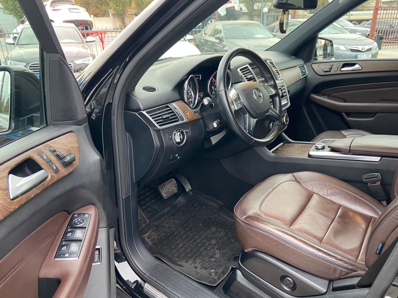 2014 Mercedes ML 250 — Miniatură 13