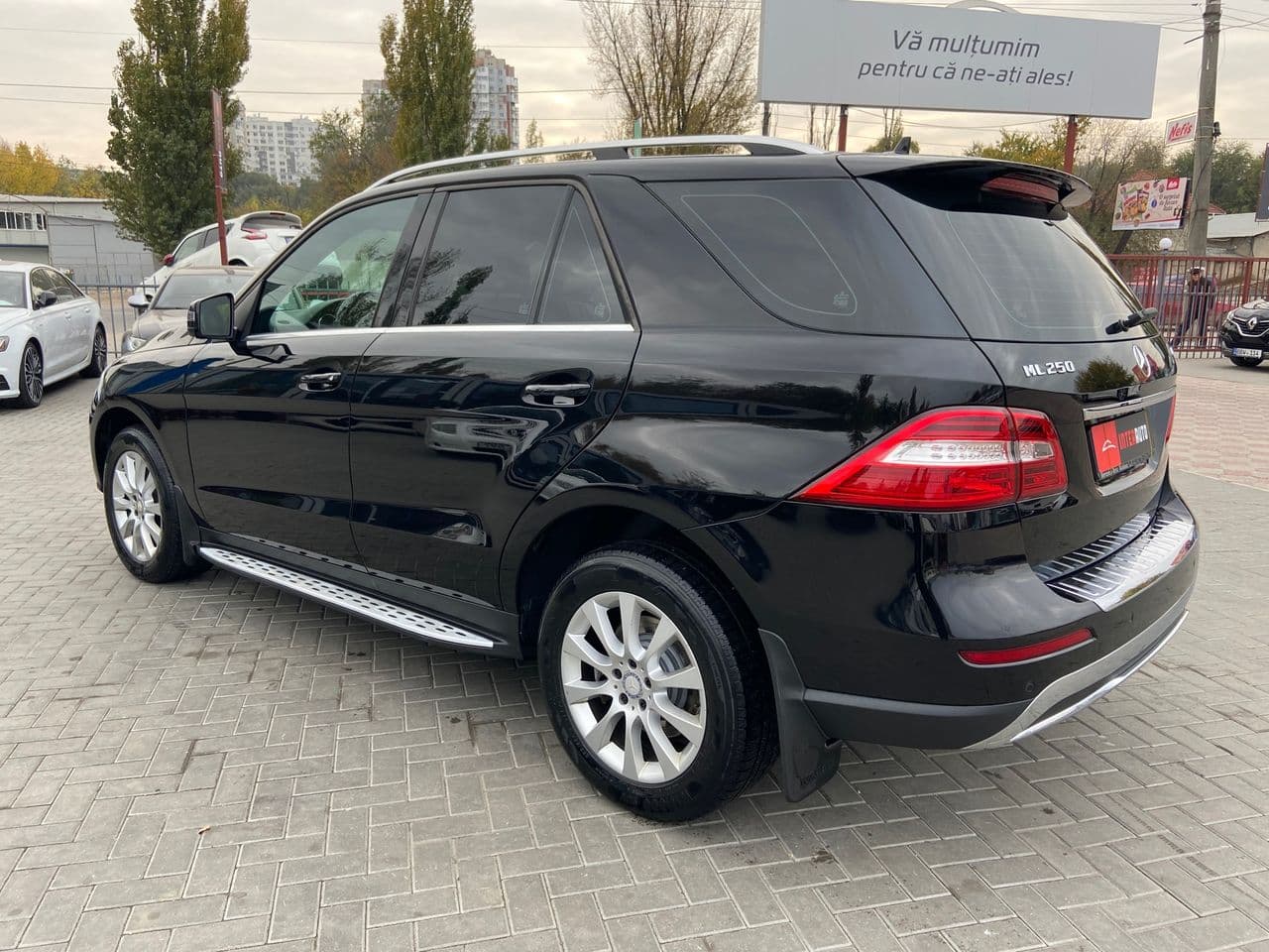 2014 Mercedes ML 250 — Miniatură 6