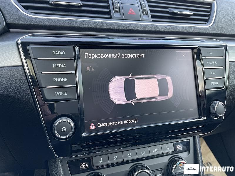 2017 Skoda Superb — Miniatură 12