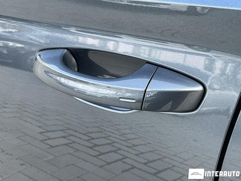 2017 Skoda Superb — Miniatură 22
