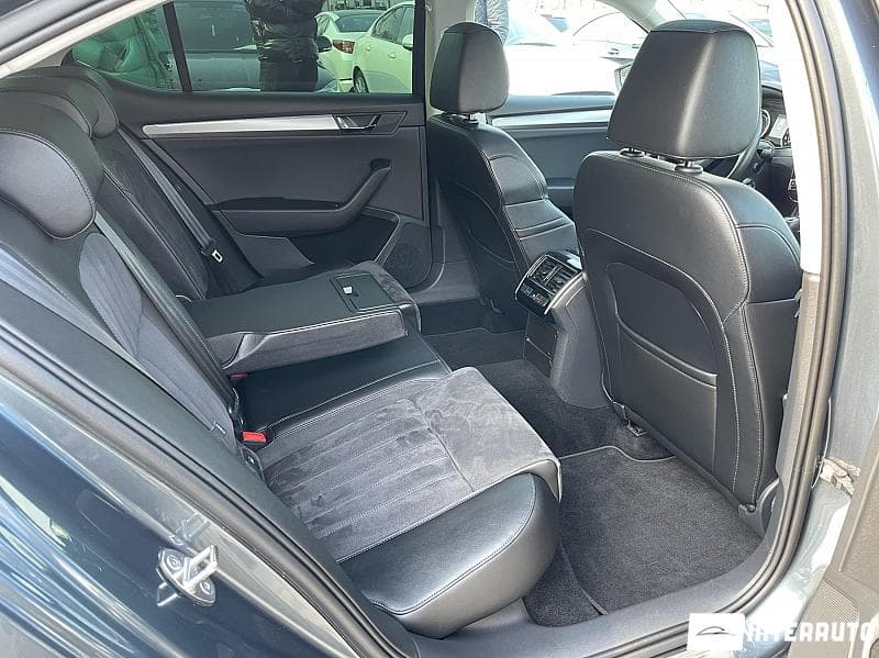 2017 Skoda Superb — Miniatură 8