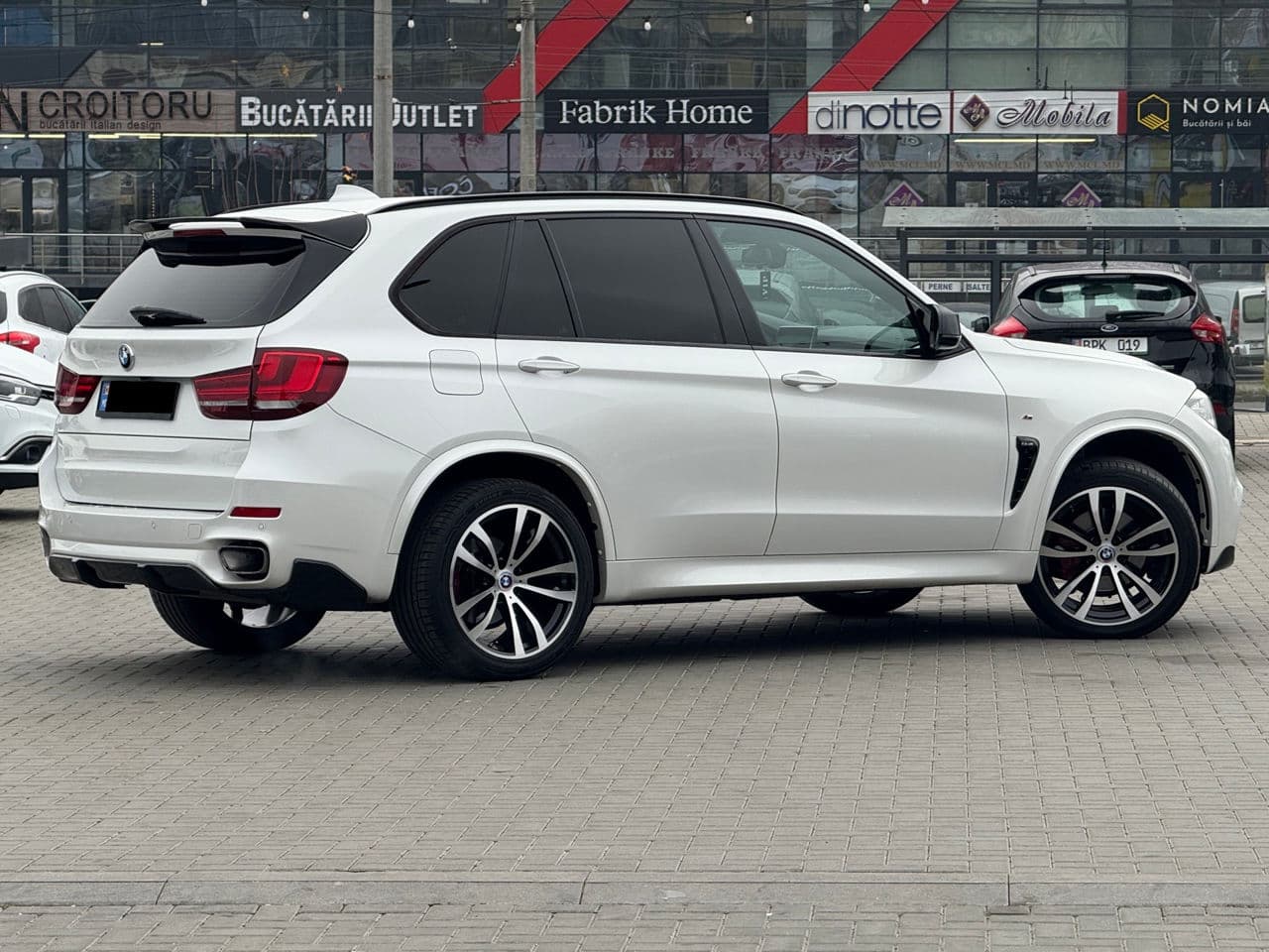 BMW X5 2.5D 2015 — Миниатюра 3