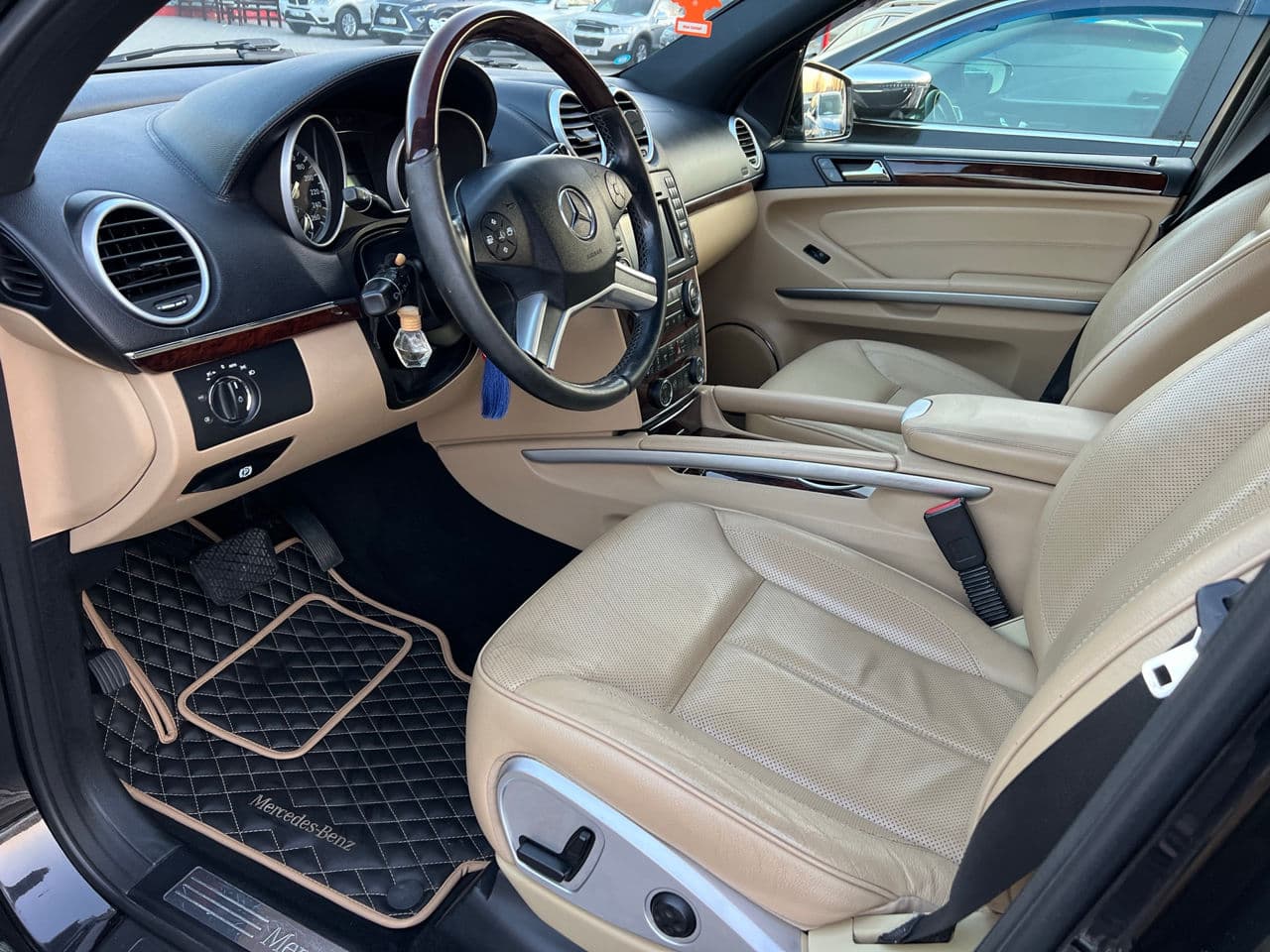 2010 Mercedes GL 350 — Miniatură 5