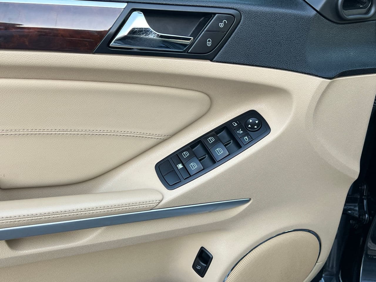 2010 Mercedes GL 350 — Miniatură 13
