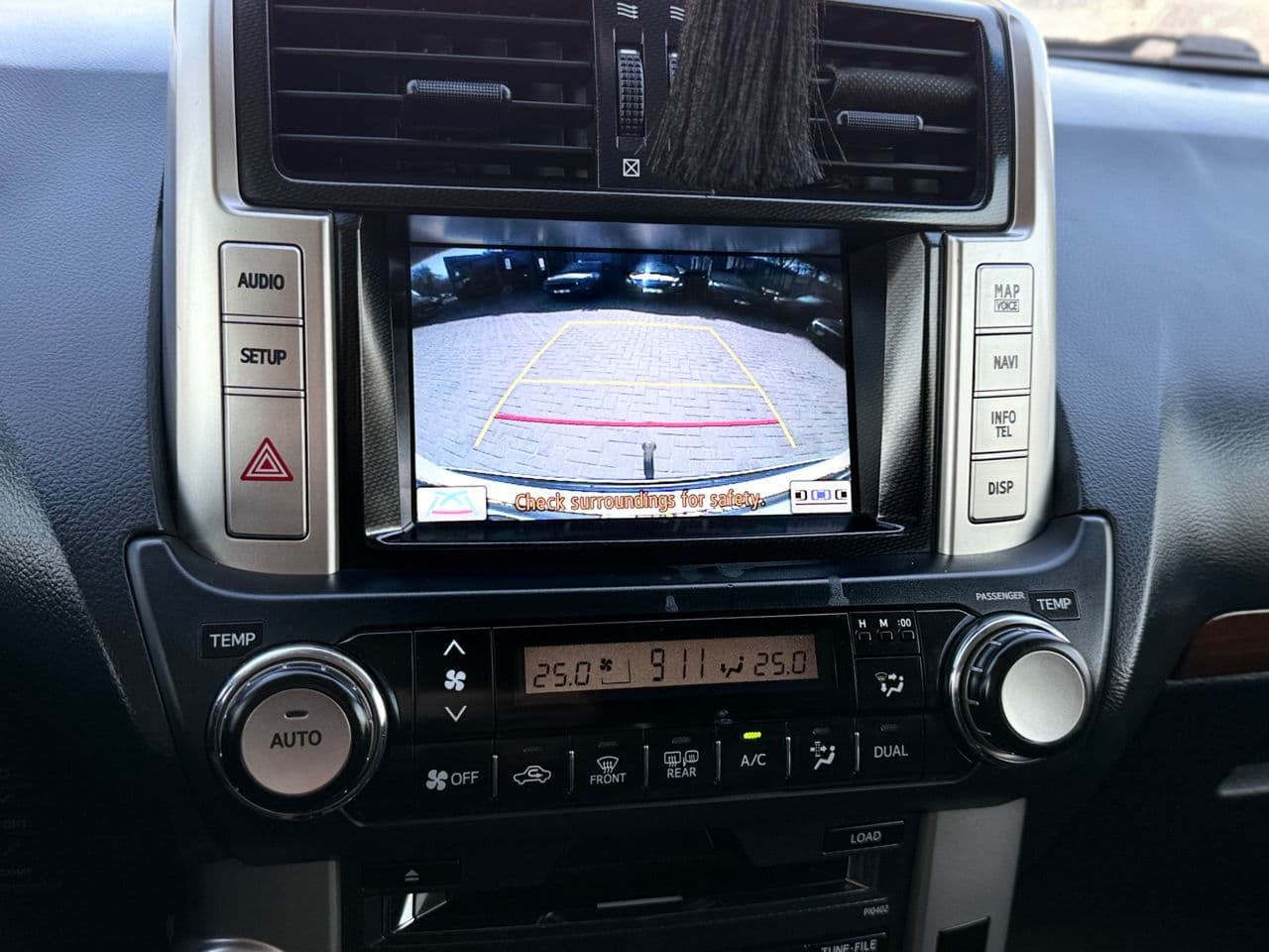 2013 Toyota Land Cruiser Prado — Miniatură 13