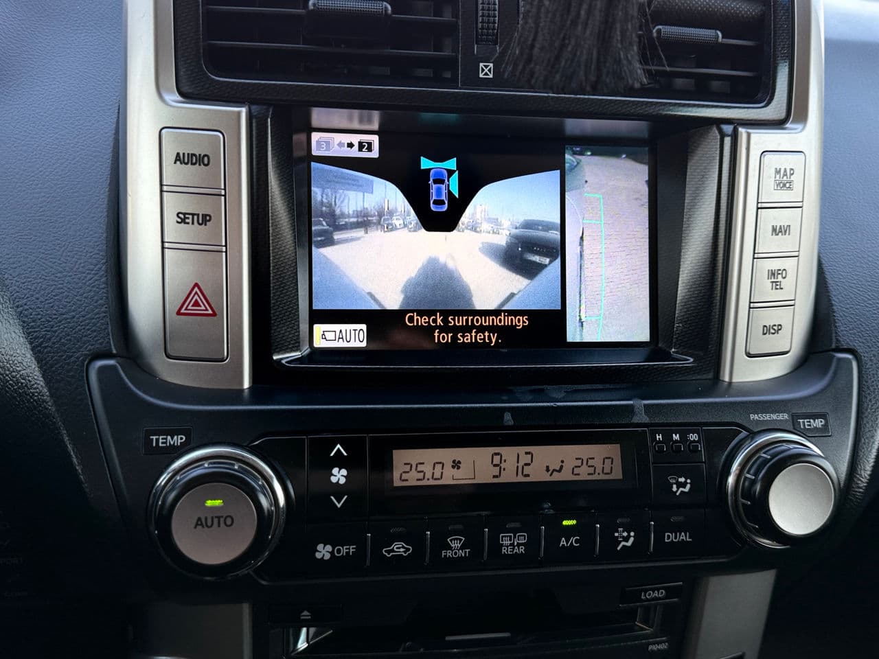 2013 Toyota Land Cruiser Prado — Miniatură 14
