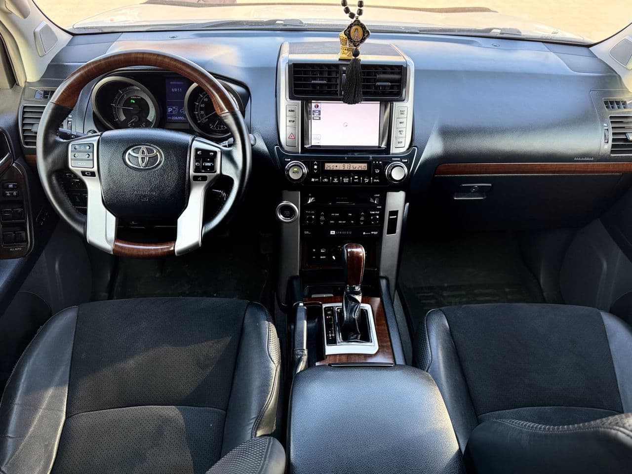 2013 Toyota Land Cruiser Prado — Miniatură 8