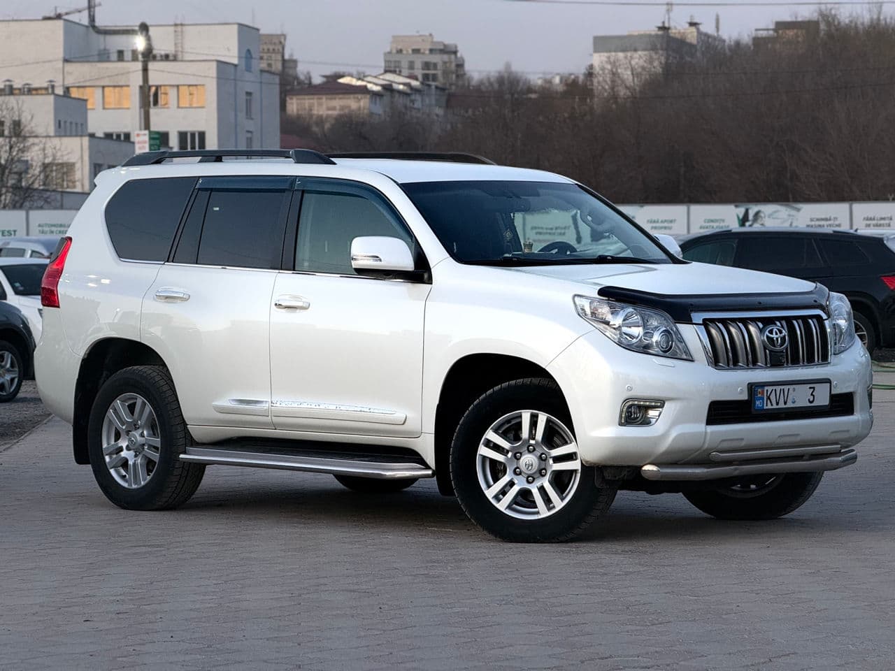 2013 Toyota Land Cruiser Prado — Miniatură 4