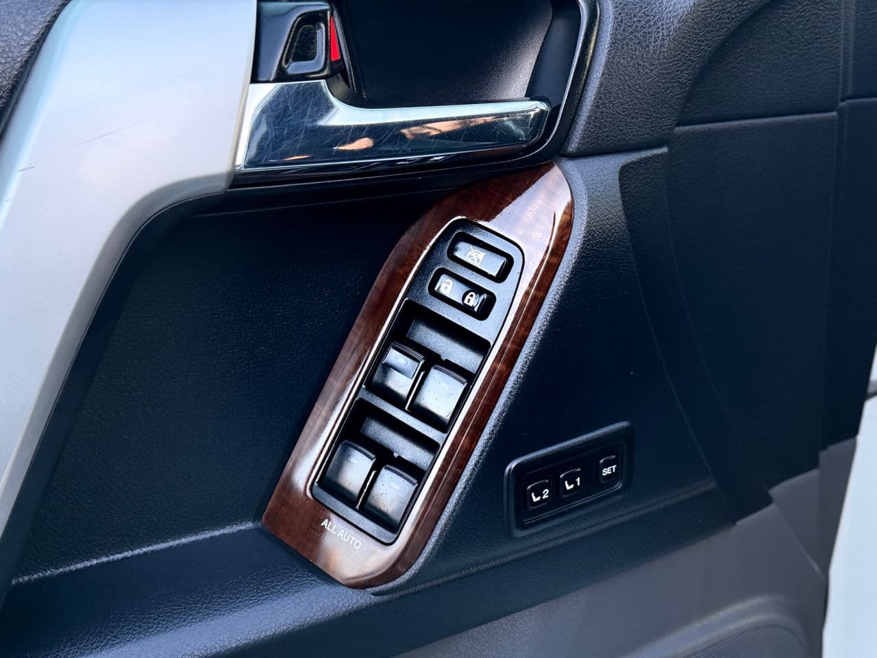 2013 Toyota Land Cruiser Prado — Miniatură 7