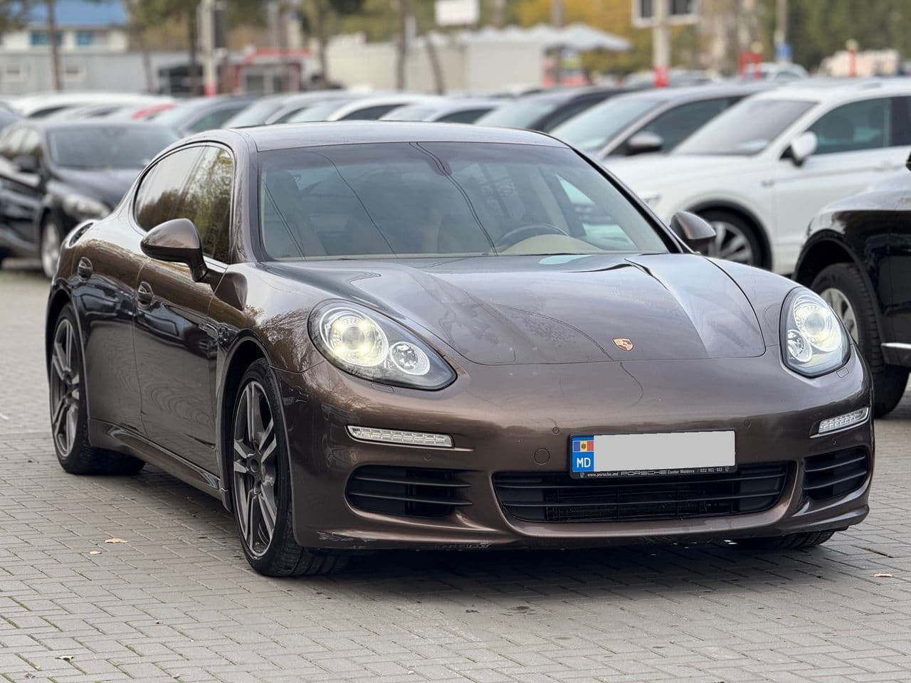 2014 Porsche Panamera — Miniatură 3
