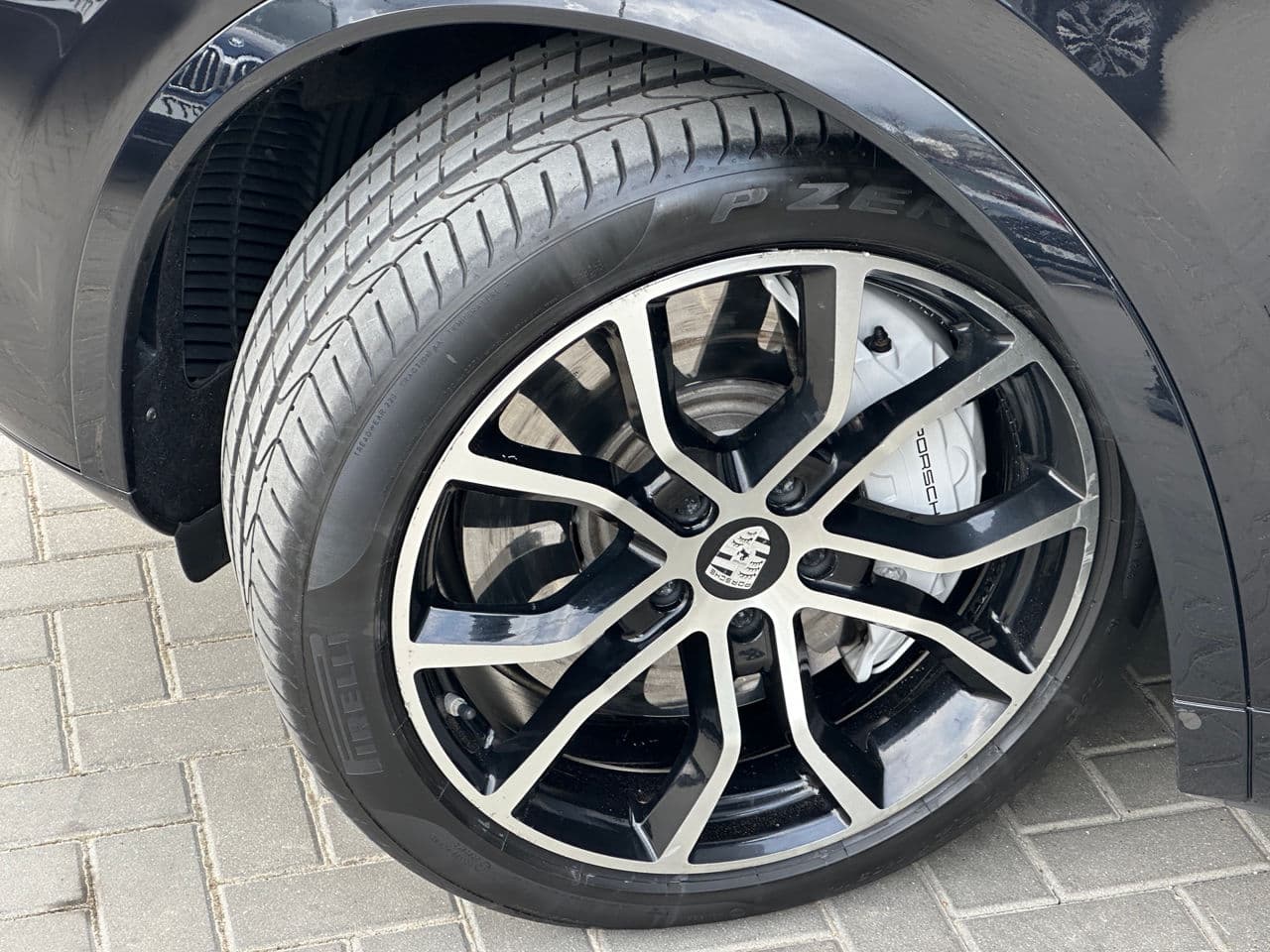 2019 Porsche Cayenne Turbo — Miniatură 18