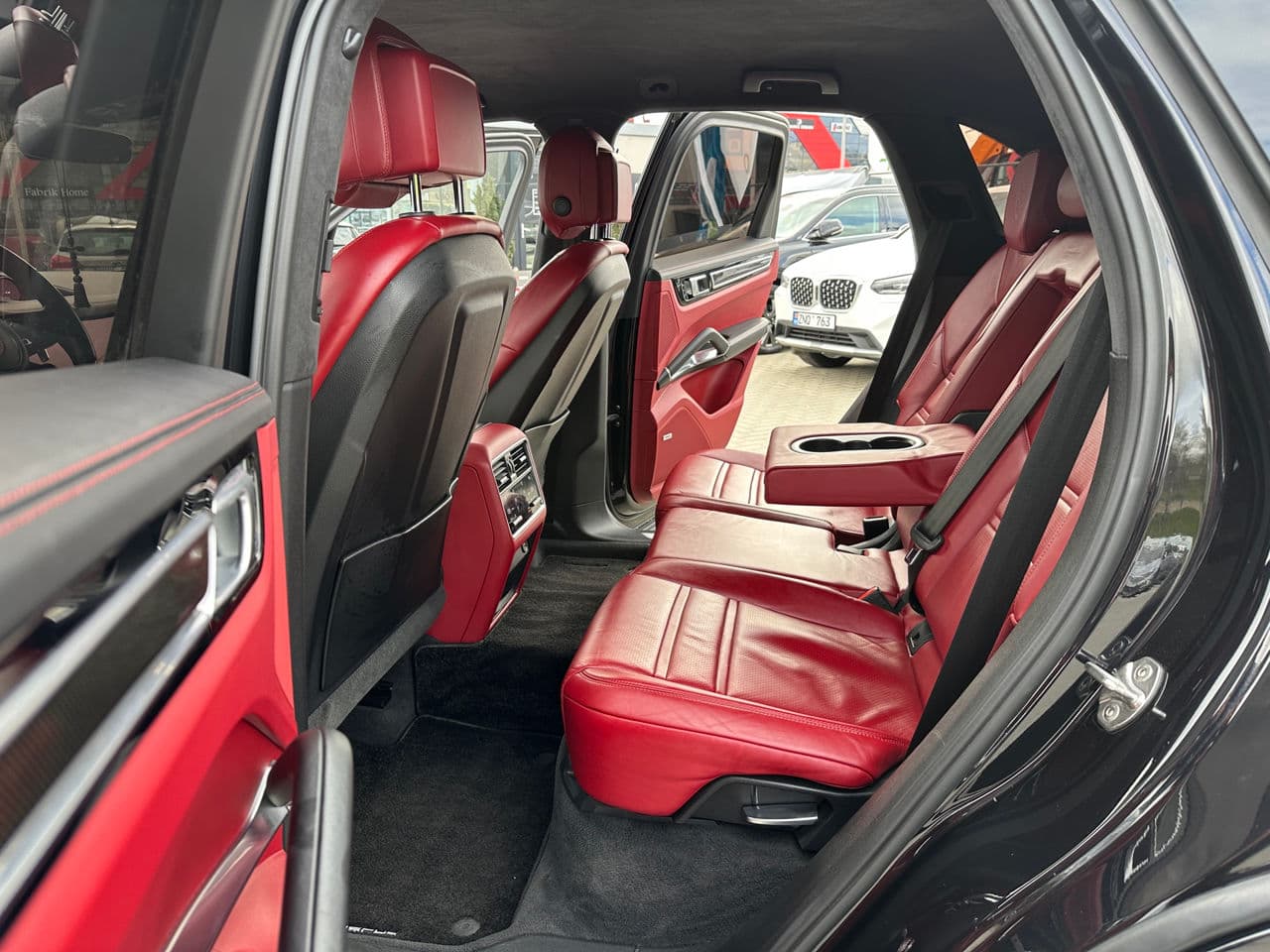 2019 Porsche Cayenne Turbo — Miniatură 14