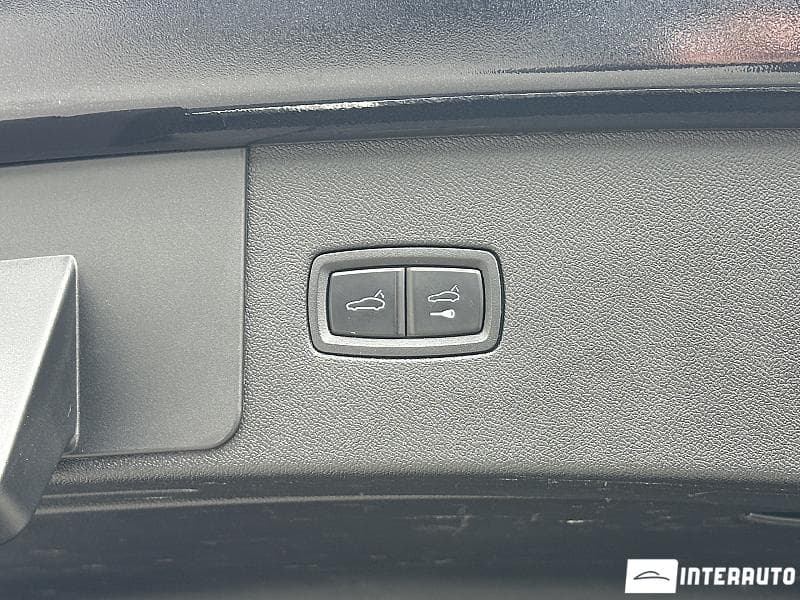 2019 Porsche Cayenne Turbo — Miniatură 26