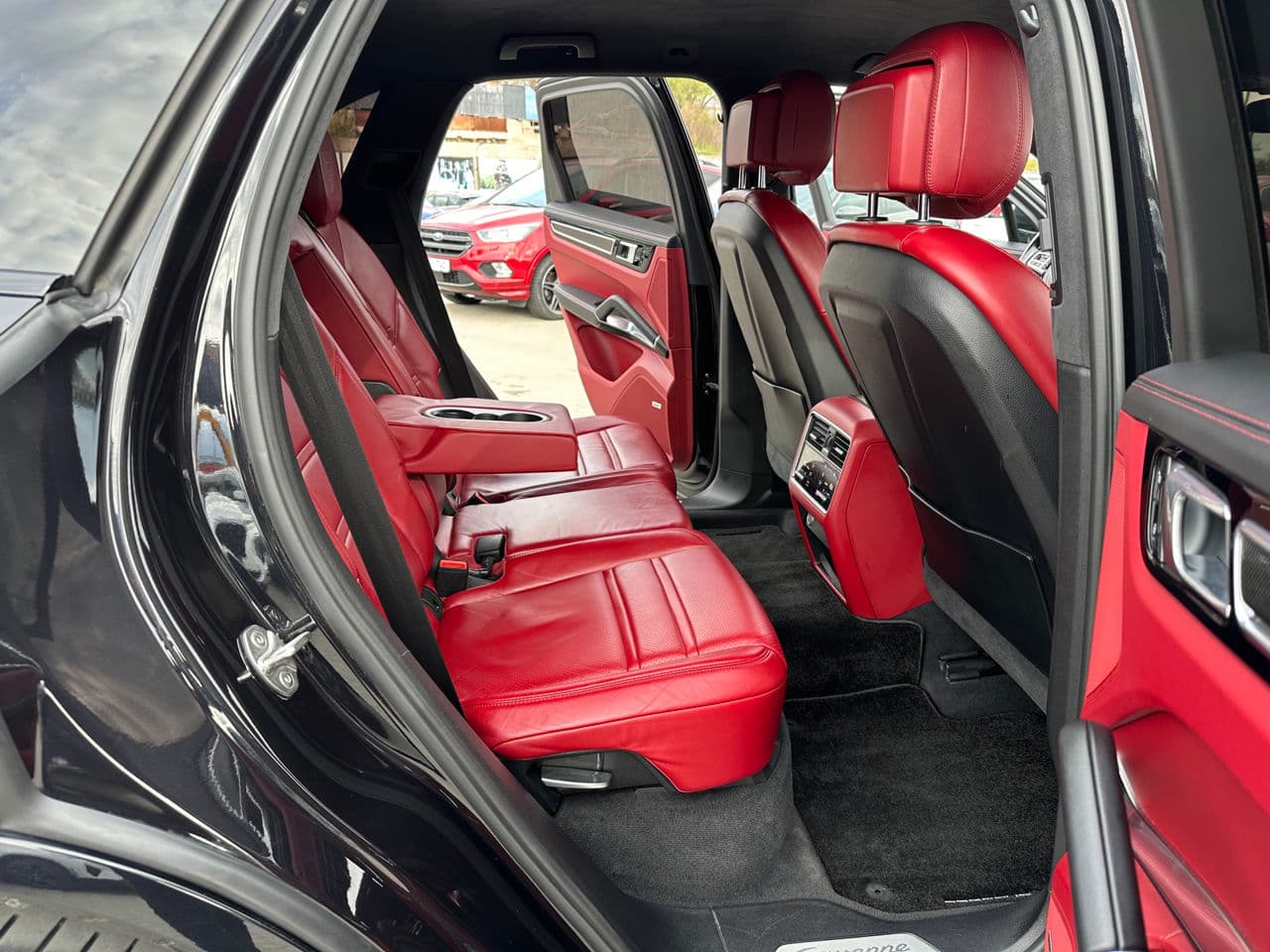 2019 Porsche Cayenne Turbo — Miniatură 16