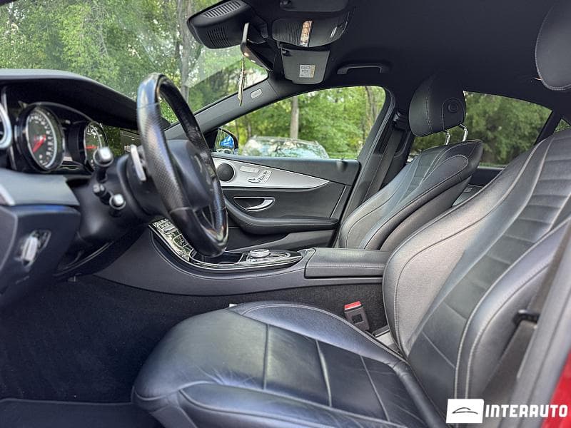 2017 Mercedes E 220 — Miniatură 8