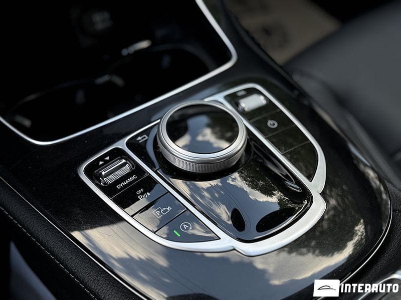 2017 Mercedes E 220 — Miniatură 15