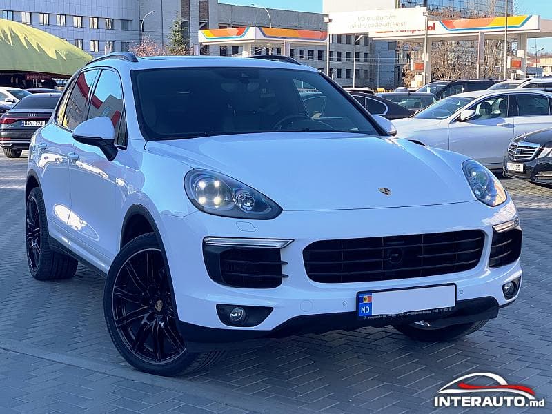2015 Porsche Cayenne S Hybrid — Miniatură 4