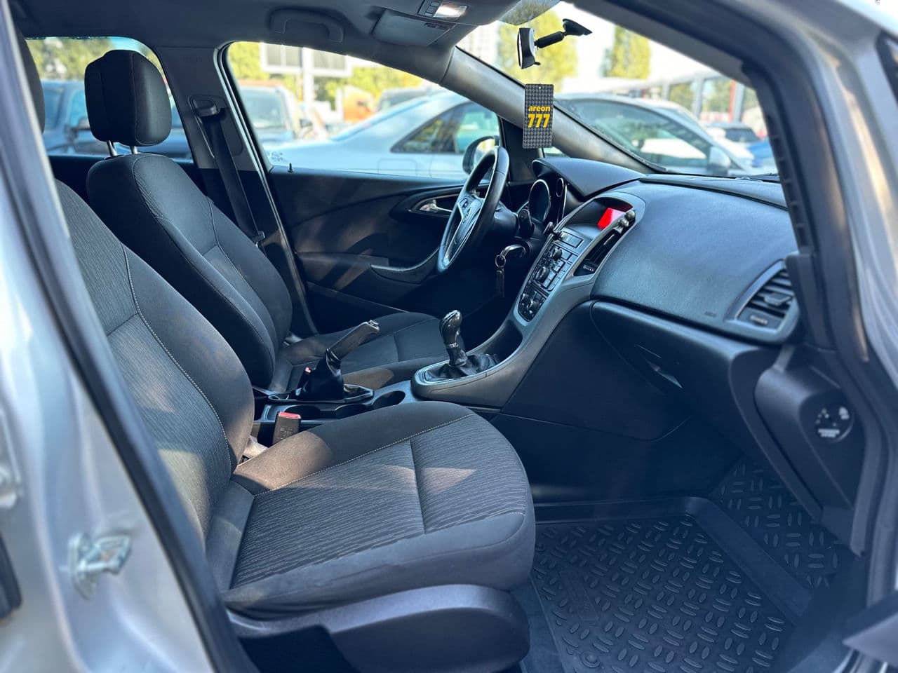 2013 Opel Astra — Miniatură 16